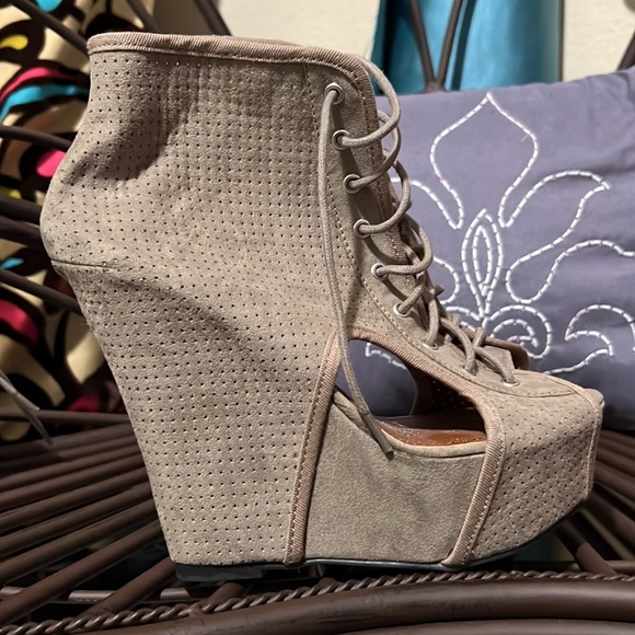 Faux Suede Perforated Peep-Toe Wedge Bootie size 7 1/2 - Picture 6 of 7